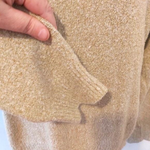 COLUMBIA | Women's Knit V Neck Sweater Tan Size Small - Picture 5 of 10